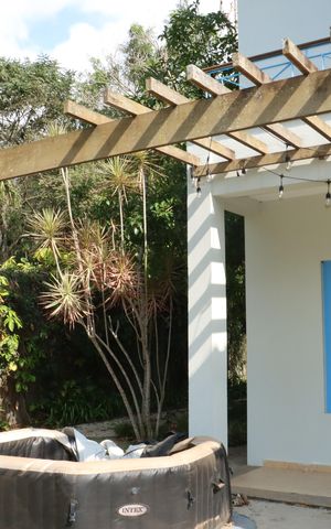 Casa de condomínio para alugar com 300m², 5 quartos e 4 vagasQuintal