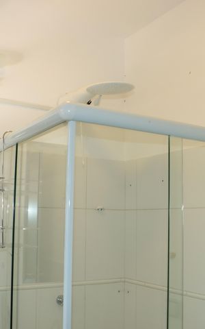 Casa de condomínio para alugar com 300m², 5 quartos e 4 vagasBanheiro da Suíte 1