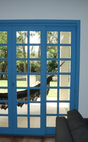 Casa de condomínio para alugar com 300m², 5 quartos e 4 vagasSala