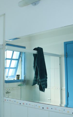 Casa de condomínio para alugar com 300m², 5 quartos e 4 vagasBanheiro da Suíte 5