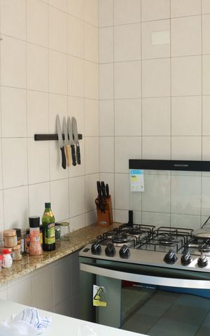 Casa de condomínio para alugar com 300m², 5 quartos e 4 vagasCozinha