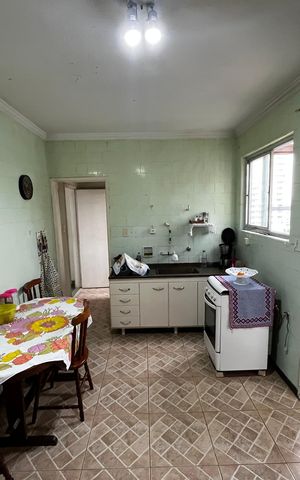Apartamento à venda com 110m², 3 quartos e sem vaga Apartamento à venda com 110m², 3 quartos e sem vagaCozinha