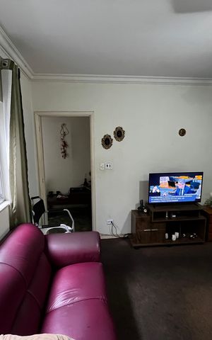 Apartamento à venda com 110m², 3 quartos e sem vaga Apartamento à venda com 110m², 3 quartos e sem vagaSala