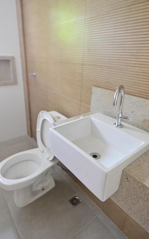 Casa de condomínio para alugar com 153m², 3 quartos e 2 vagasBanheiro da Suíte