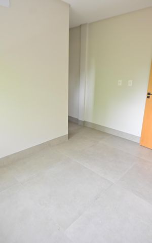 Casa de condomínio para alugar com 153m², 3 quartos e 2 vagasQuarto
