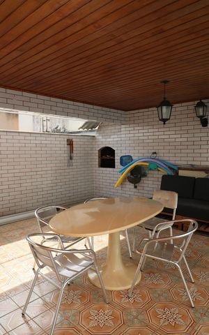 Casa à venda com 300m², 5 quartos e 4 vagasÁrea externa