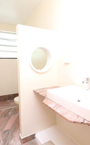 Casa à venda com 300m², 5 quartos e 4 vagasBanheiro Social