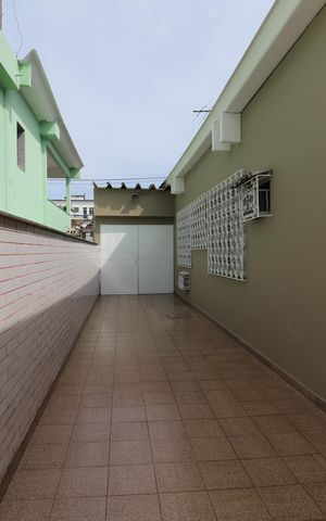 Casa à venda com 300m², 5 quartos e 4 vagasÁrea externa
