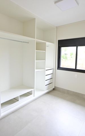Casa de condomínio para alugar com 153m², 3 quartos e 2 vagas Casa de condomínio para alugar com 153m², 3 quartos e 2 vagasSuíte 3