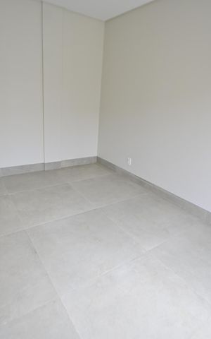 Casa de condomínio para alugar com 153m², 3 quartos e 2 vagas Casa de condomínio para alugar com 153m², 3 quartos e 2 vagasSuíte