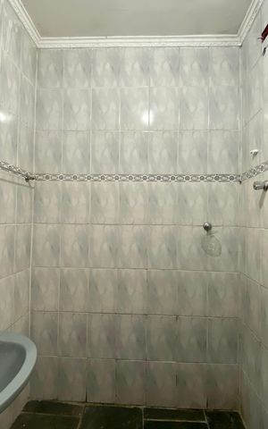Casa para alugar com 200m², 3 quartos e 1 vaga Casa para alugar com 200m², 3 quartos e 1 vagaBanheiro Social