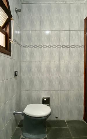 Casa para alugar com 200m², 3 quartos e 1 vaga Casa para alugar com 200m², 3 quartos e 1 vagaBanheiro Social