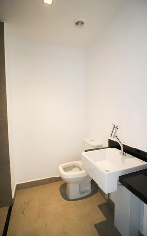 Studio à venda com 22m², 1 quarto e sem vaga Studio à venda com 22m², 1 quarto e sem vagaBanheiro
