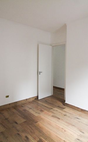 Casa à venda com 120m², 3 quartos e 2 vagas Casa à venda com 120m², 3 quartos e 2 vagasQuarto 3