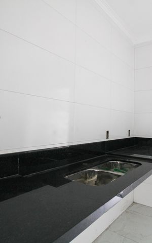Casa à venda com 120m², 3 quartos e 2 vagas Casa à venda com 120m², 3 quartos e 2 vagasCozinha