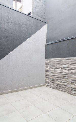 Casa à venda com 120m², 3 quartos e 2 vagas Casa à venda com 120m², 3 quartos e 2 vagasÁrea de Serviço