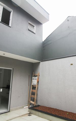 Casa à venda com 120m², 3 quartos e 2 vagas Casa à venda com 120m², 3 quartos e 2 vagasÁrea de Serviço