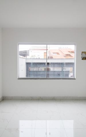Casa à venda com 120m², 3 quartos e 2 vagas Casa à venda com 120m², 3 quartos e 2 vagasSala