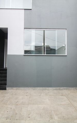 Casa à venda com 120m², 3 quartos e 2 vagas Casa à venda com 120m², 3 quartos e 2 vagasGaragem