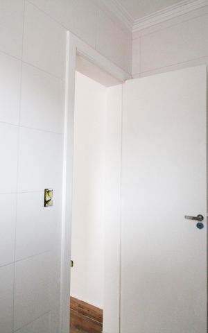 Casa à venda com 120m², 3 quartos e 2 vagas Casa à venda com 120m², 3 quartos e 2 vagasBanheiro Suite