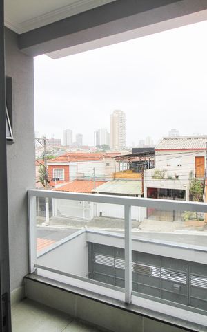 Casa à venda com 120m², 3 quartos e 2 vagas Casa à venda com 120m², 3 quartos e 2 vagasSuite - Varanda