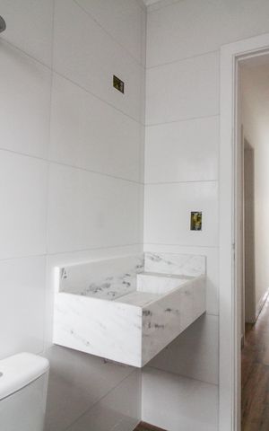 Casa à venda com 120m², 3 quartos e 2 vagas Casa à venda com 120m², 3 quartos e 2 vagasBanheiro 2