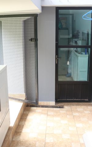 Casa para alugar com 279m², 3 quartos e 8 vagasÁrea de Serviço