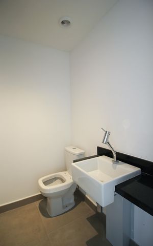 Studio para alugar com 22m², 1 quarto e sem vaga Studio para alugar com 22m², 1 quarto e sem vagaBanheiro