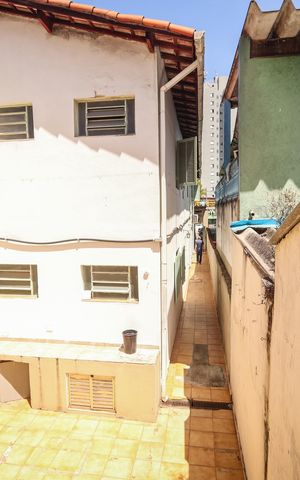 Casa à venda com 236m², 5 quartos e 3 vagasQuintal