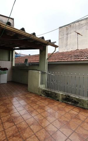 Casa à venda com 122m², 3 quartos e 2 vagasÁrea de Serviço