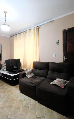 Casa à venda com 122m², 3 quartos e 2 vagasSala