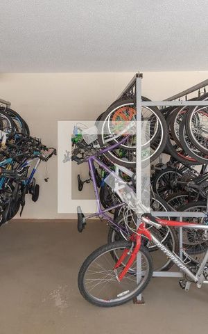 Apartamento à venda com 58m², 3 quartos e 1 vaga Apartamento à venda com 58m², 3 quartos e 1 vagaÁrea comum - Bicicletário
