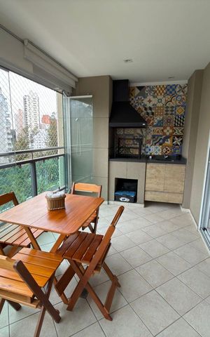 Apartamento para alugar com 94m², 3 quartos e 2 vagas Apartamento para alugar com 94m², 3 quartos e 2 vagasVaranda