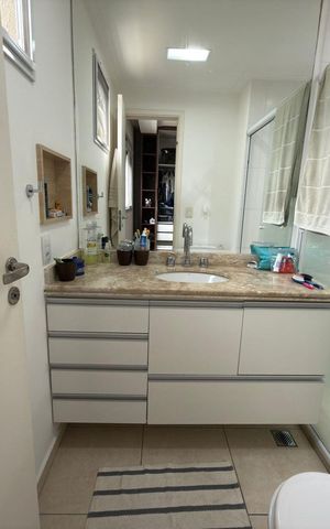 Apartamento para alugar com 94m², 3 quartos e 2 vagas Apartamento para alugar com 94m², 3 quartos e 2 vagasBanheiro 2