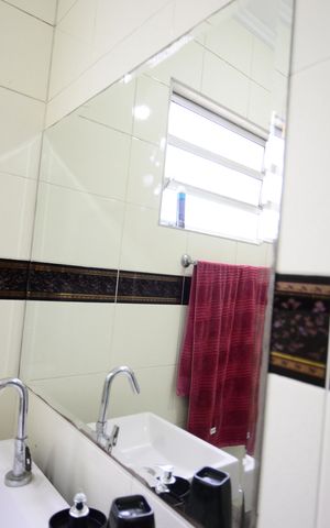 Casa à venda com 248m², 3 quartos e 2 vagasBanheiro da Suíte 1
