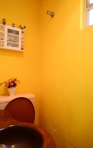 Casa à venda com 248m², 3 quartos e 2 vagasLavabo