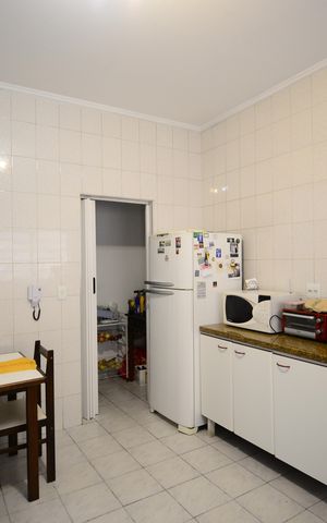 Casa à venda com 248m², 3 quartos e 2 vagasCozinha