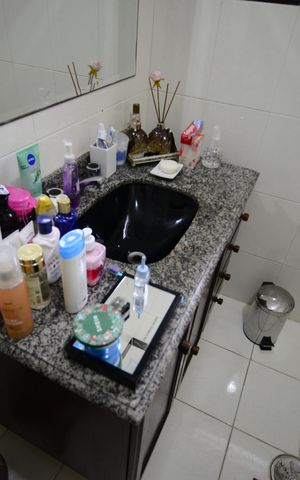 Casa à venda com 248m², 3 quartos e 2 vagasBanheiro Social