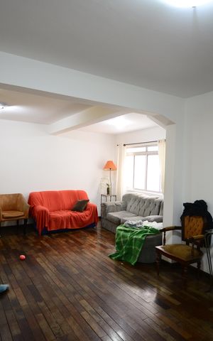 Casa à venda com 248m², 3 quartos e 2 vagasSala