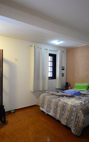 Casa à venda com 248m², 3 quartos e 2 vagasSuíte 2