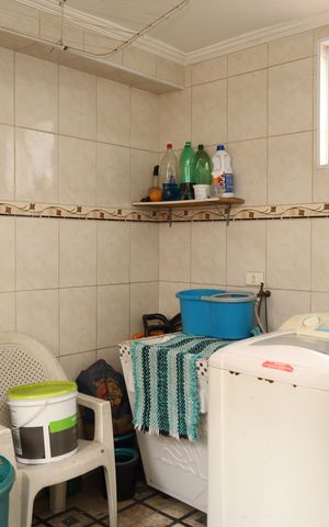 Casa à venda com 175m², 2 quartos e 2 vagasÁrea de Serviço