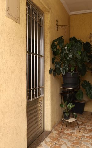 Casa à venda com 175m², 2 quartos e 2 vagasVaranda