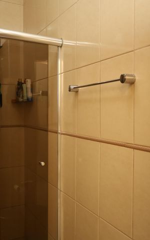 Casa à venda com 175m², 2 quartos e 2 vagasBanheiro