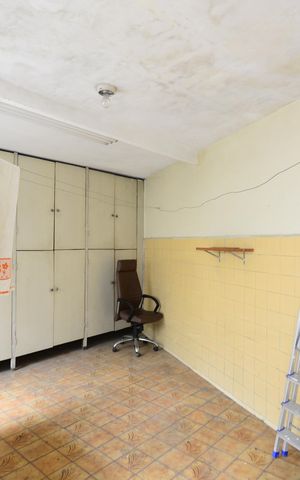 Casa à venda com 320m², 3 quartos e 4 vagasÁrea de Serviço
