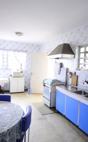 Casa à venda com 320m², 3 quartos e 4 vagasCozinha