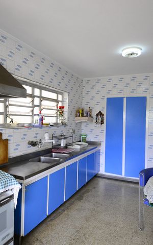Casa à venda com 320m², 3 quartos e 4 vagasCozinha