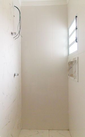 Apartamento à venda com 62m², 2 quartos e 1 vaga Apartamento à venda com 62m², 2 quartos e 1 vagaBanheiro da Suíte 2