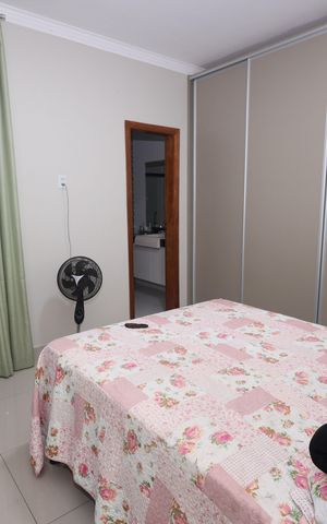 Casa à venda com 138m², 3 quartos e 2 vagasQuarto 3