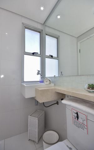 Apartamento para alugar com 55m², 2 quartos e 1 vagaBanheiro