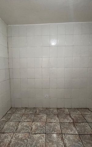Casa à venda com 100m², 3 quartos e 2 vagas Casa à venda com 100m², 3 quartos e 2 vagasQuarto 3